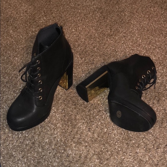 Torrid booties - Picture 3 of 3